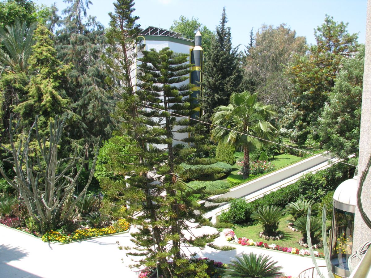 imagini hotel DELPHIN BOTANIK